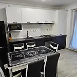 Alezzi Large Luxury Studio N10 Piscina Apartament