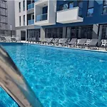 Apartament Alezzi Large Luxury Studio N10 Piscina