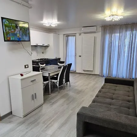 Alezzi Large Luxury Studio N10 Piscina Năvodari