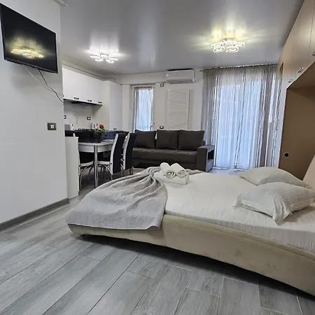 Appartement Alezzi Large Luxury Studio N10 Piscina