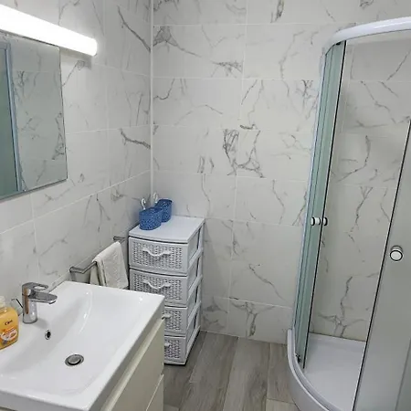 Apartment Alezzi Large Luxury Studio N10 Piscina